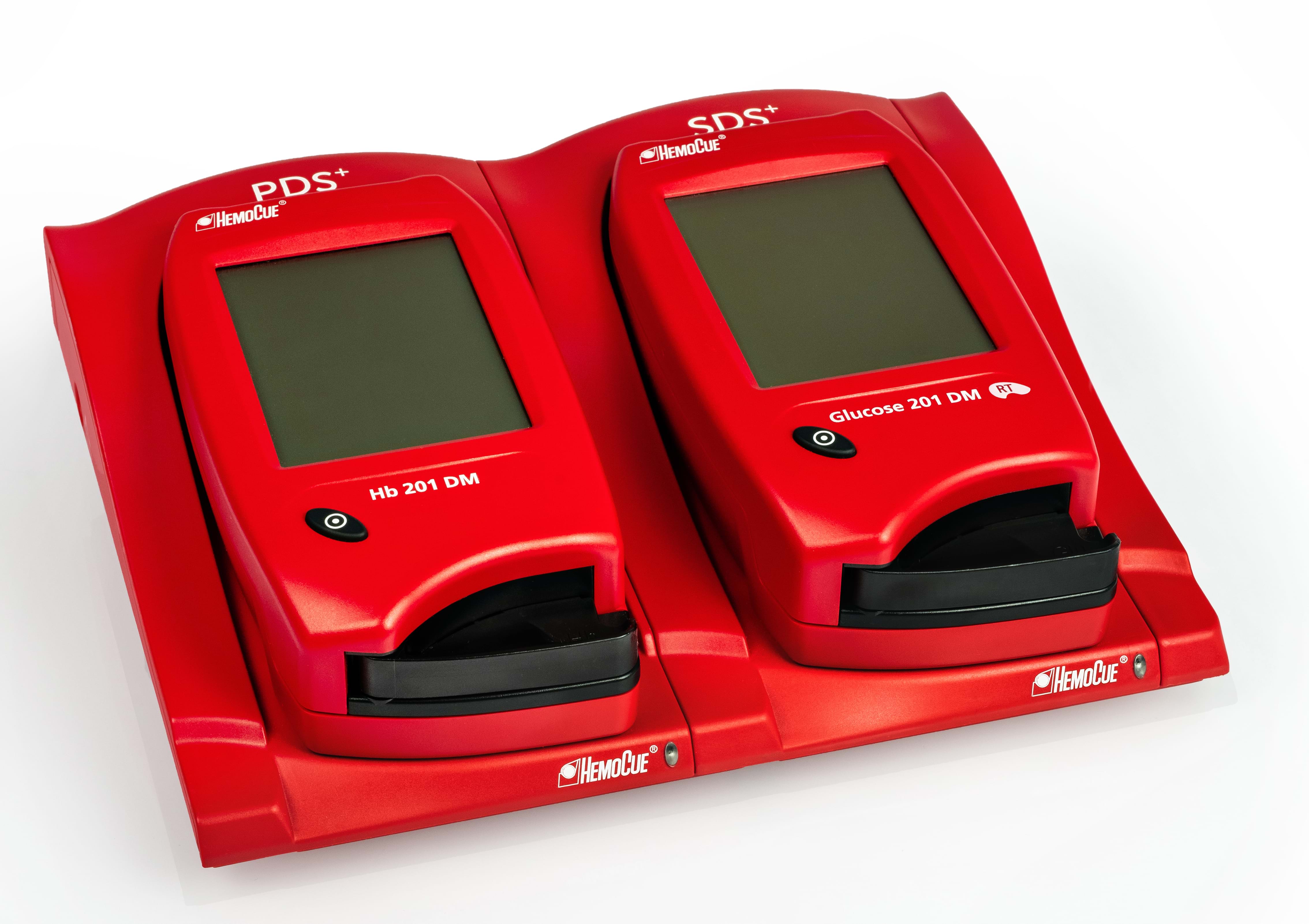 Bilde av HemoCue Hb 201 DM og Glucose 201 DM RT i dokkingsstasjoner